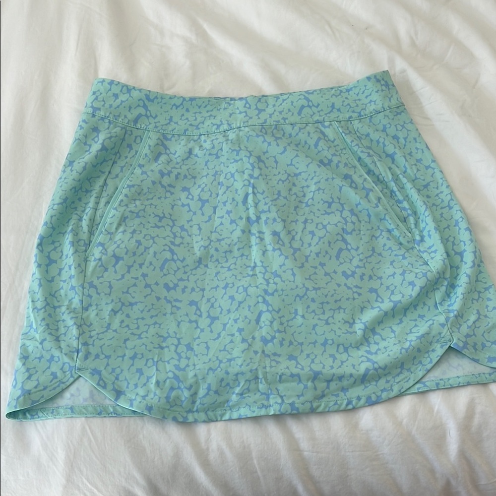 Vineyard Vines Performance Skirt with pockets